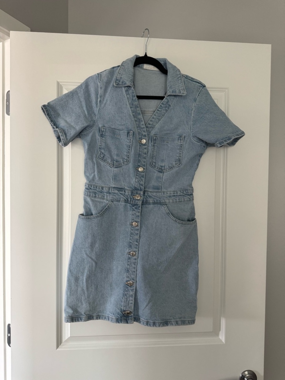 Light Wash Denim Button-Front Short Sleeve Dress